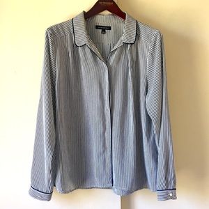 Banana Republic B+W striped blouse